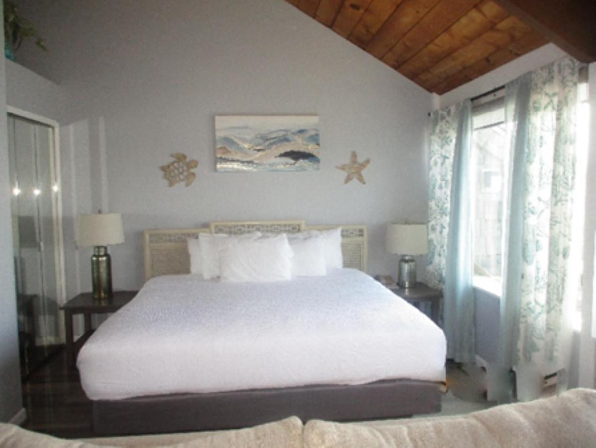 Embarcadero Resort Newport Bagian luar foto