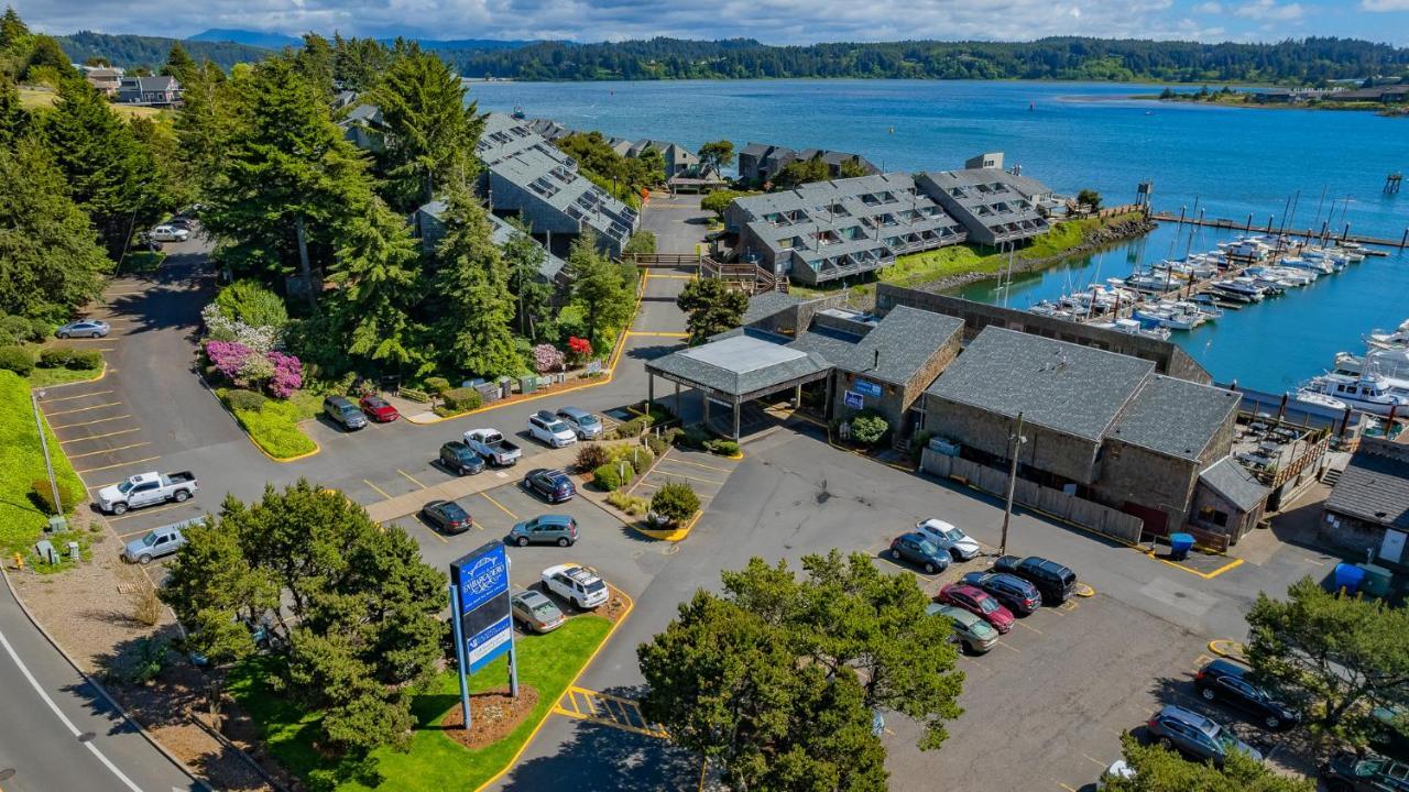 Embarcadero Resort Newport Bagian luar foto