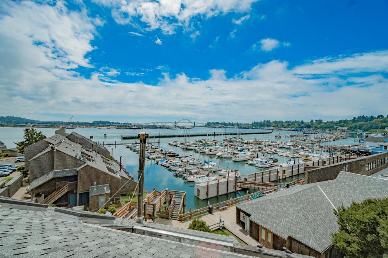 Embarcadero Resort Newport Bagian luar foto