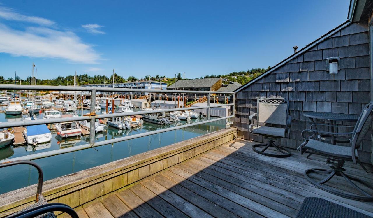 Embarcadero Resort Newport Bagian luar foto